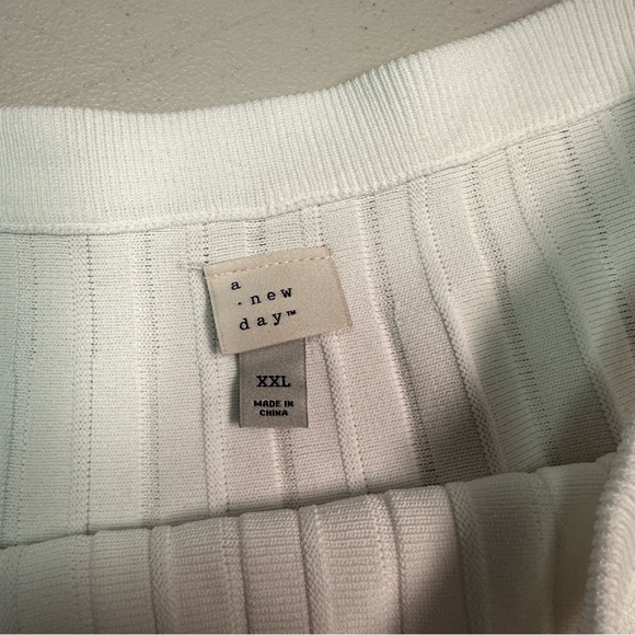 A New Day Women’s Elegant White Pleated Skirt Size XXL - Picture 5 of 7